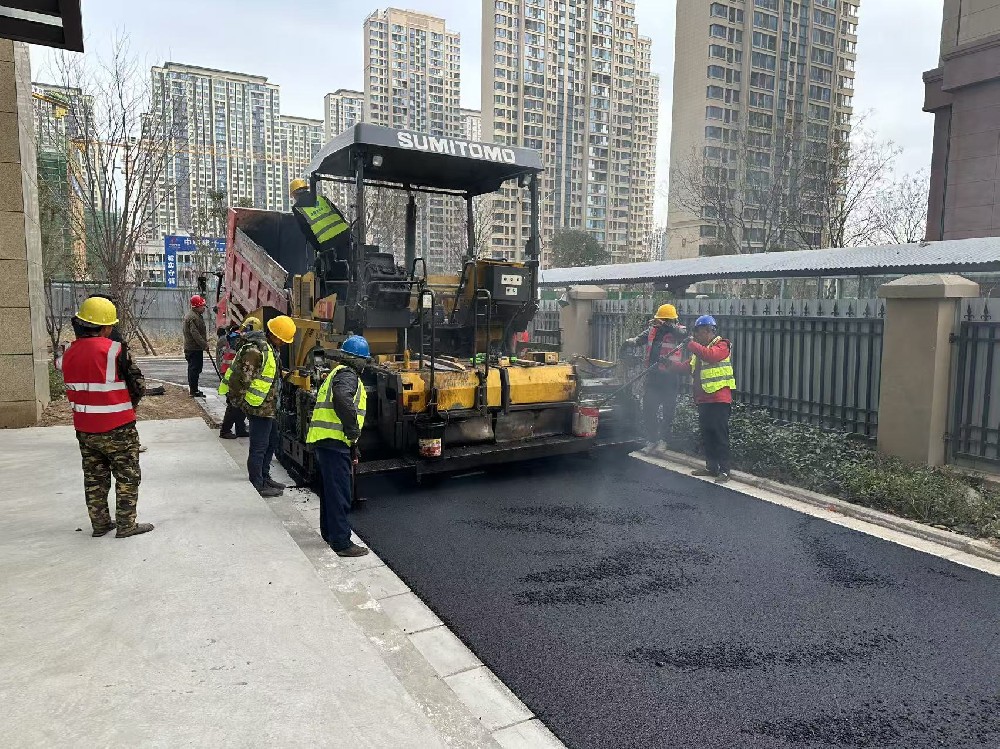 专注沥青路面品质铸就畅行大道